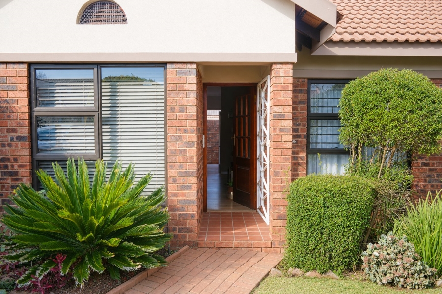 2 Bedroom Property for Sale in Flamwood North West